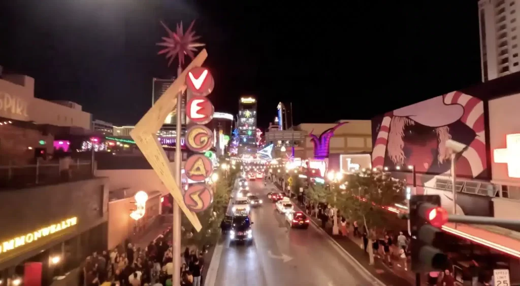 Vegas Sob a Lente: Drone FPV Revela o Fervor da Noite em Uma Só Tomada
